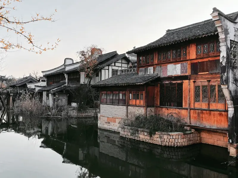 Explore the beauty of Jiangnan with a private tour covering Shanghai, Wuzhen, Suzhou, and Hangzhou.