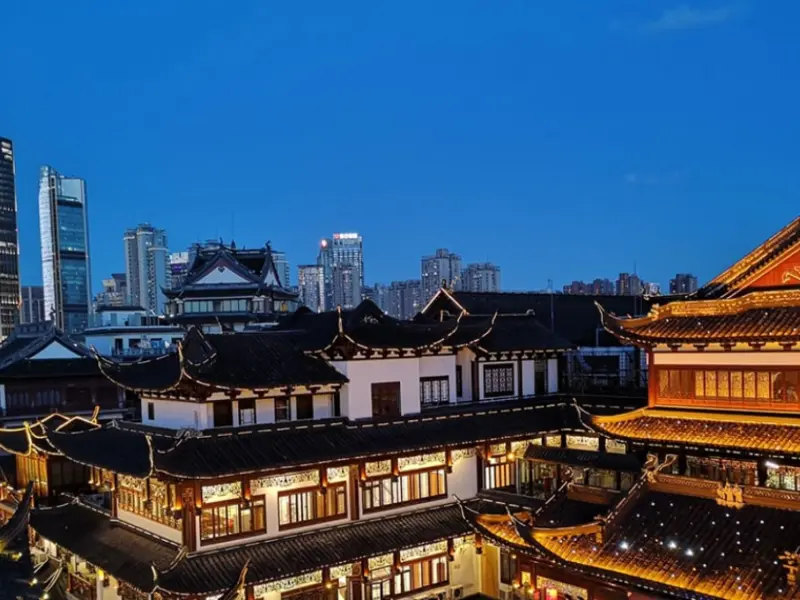 Yu Garden-A Serene Oasis in the Heart of Shanghai's Bustling Cityscape