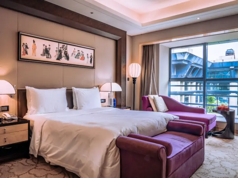 A Blend of Modern Comfort and Tang Dynasty Elegance in the Heart of Xi'an