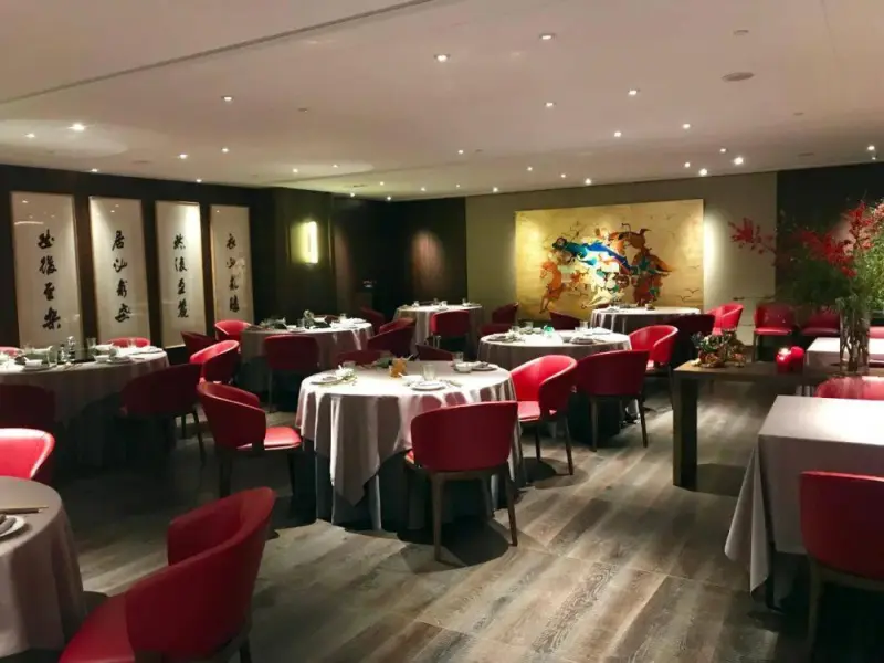 Xin Rong Ji (Wan Chai)-Exclusive Chinese Fine Dining in Wan Chai